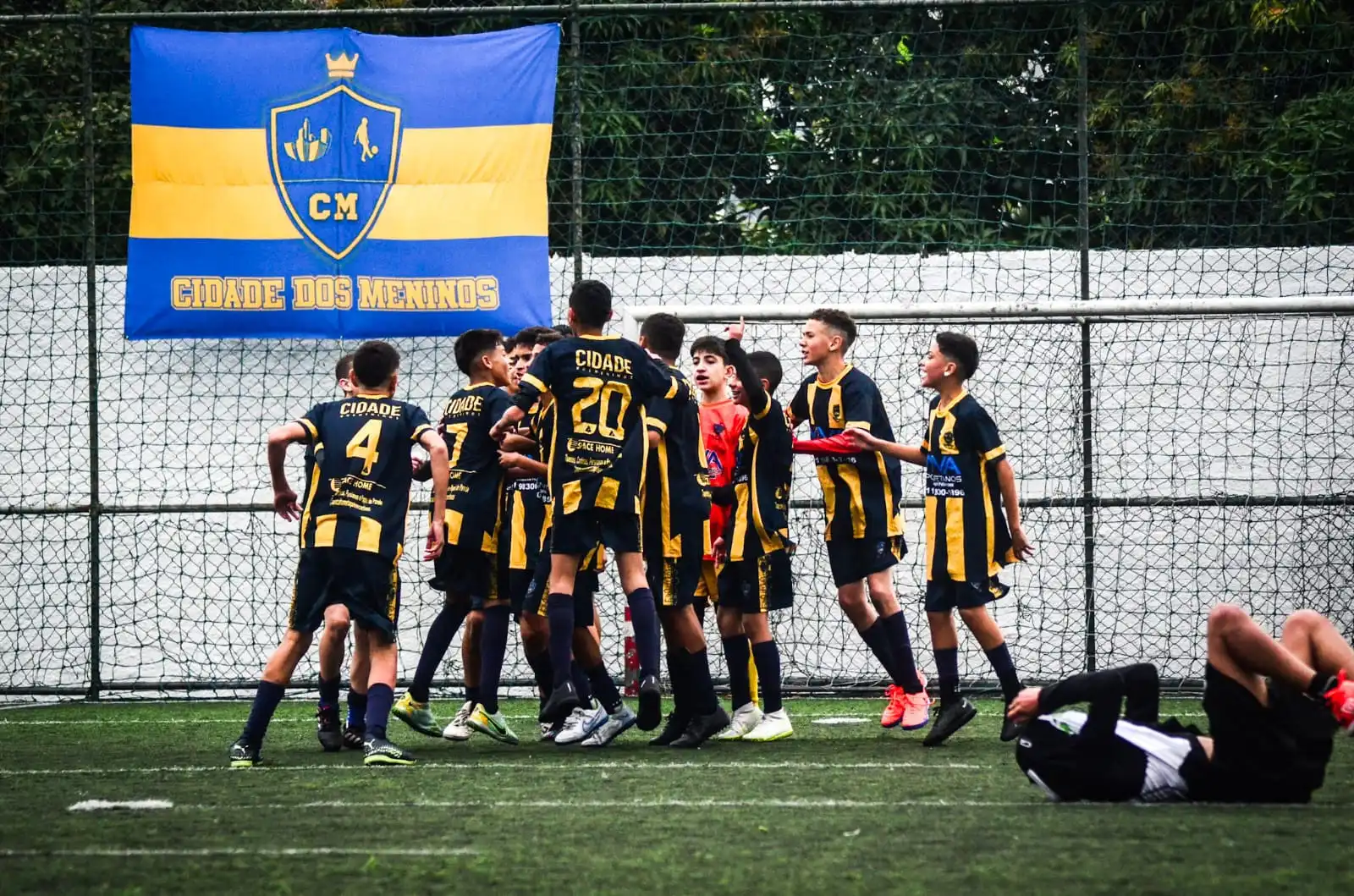 Escola de futebol Arena Cidades dos Menino